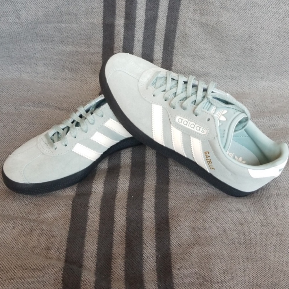 Adidas old school style light blue suede